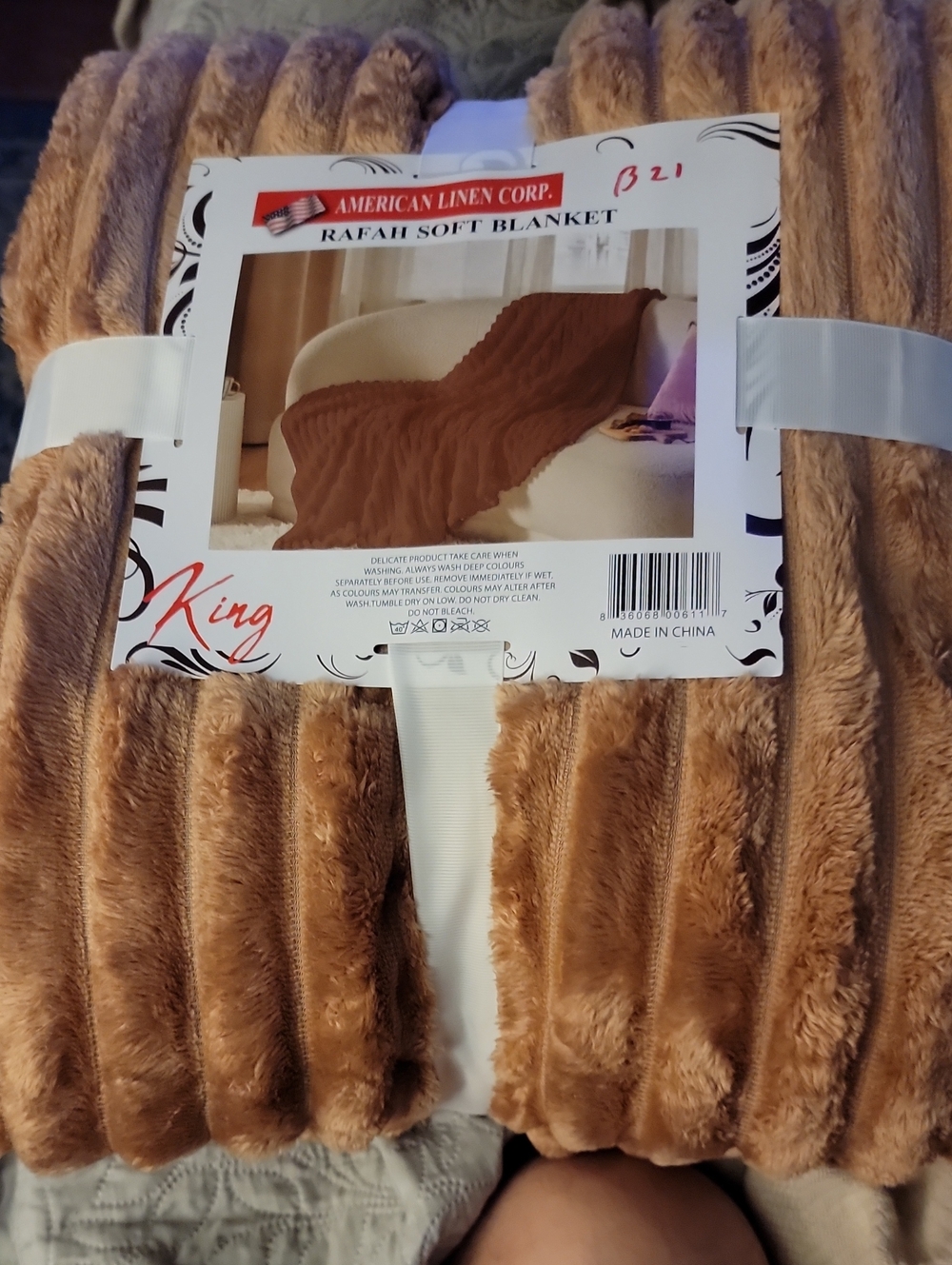 King Size Soft Blanket - Pumpkin Spice
